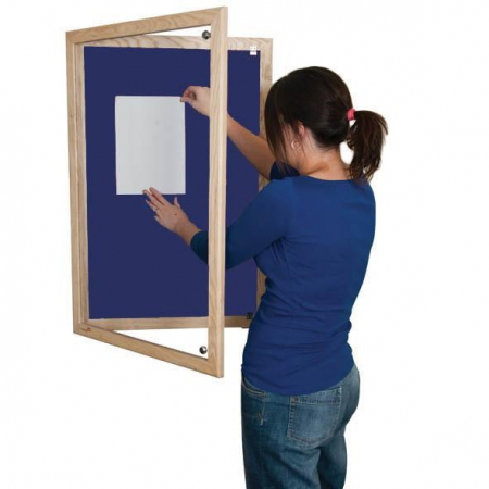 Lockable felt notice board - Single door with wood frame - Oxford Blue
