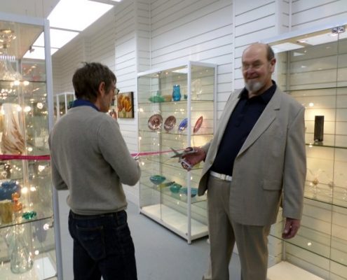 declaring isle of wight glass museum officially open