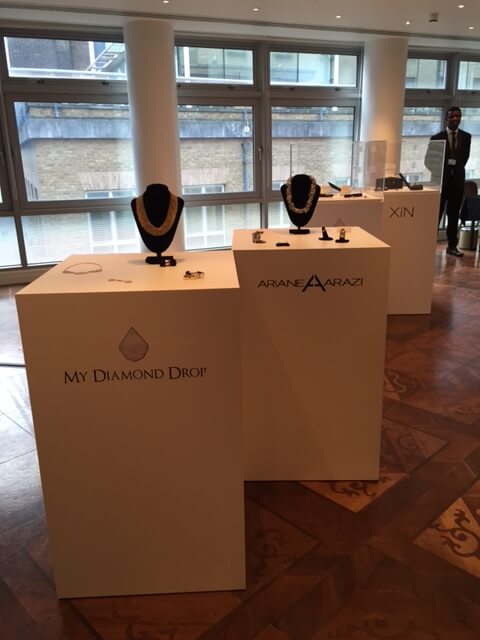 DosmangosDesign Custom Made Display Plinth - Up To 1000x500x500mm, MDF, Matt/Eggshell/Gloss, UK Made