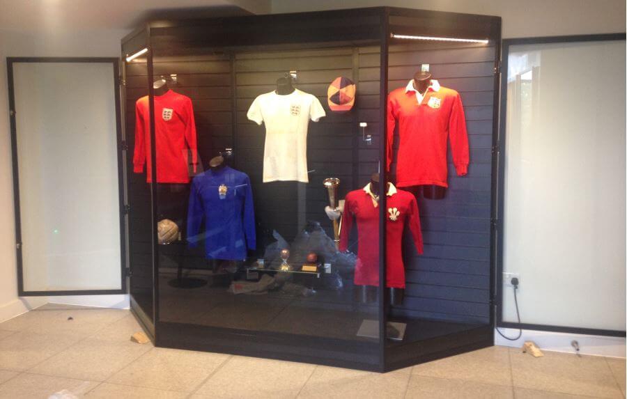 Mannequin Display Cases and Glass for Costumes