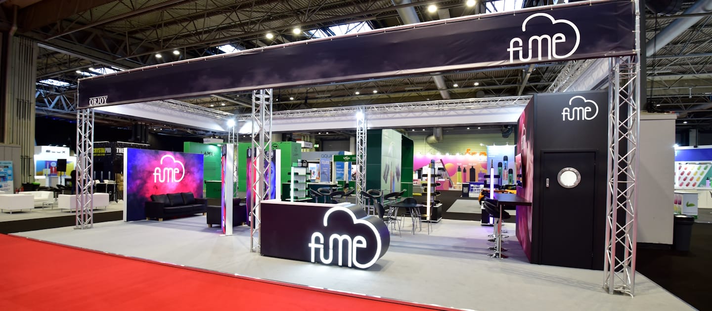 Gantry exhibition stands