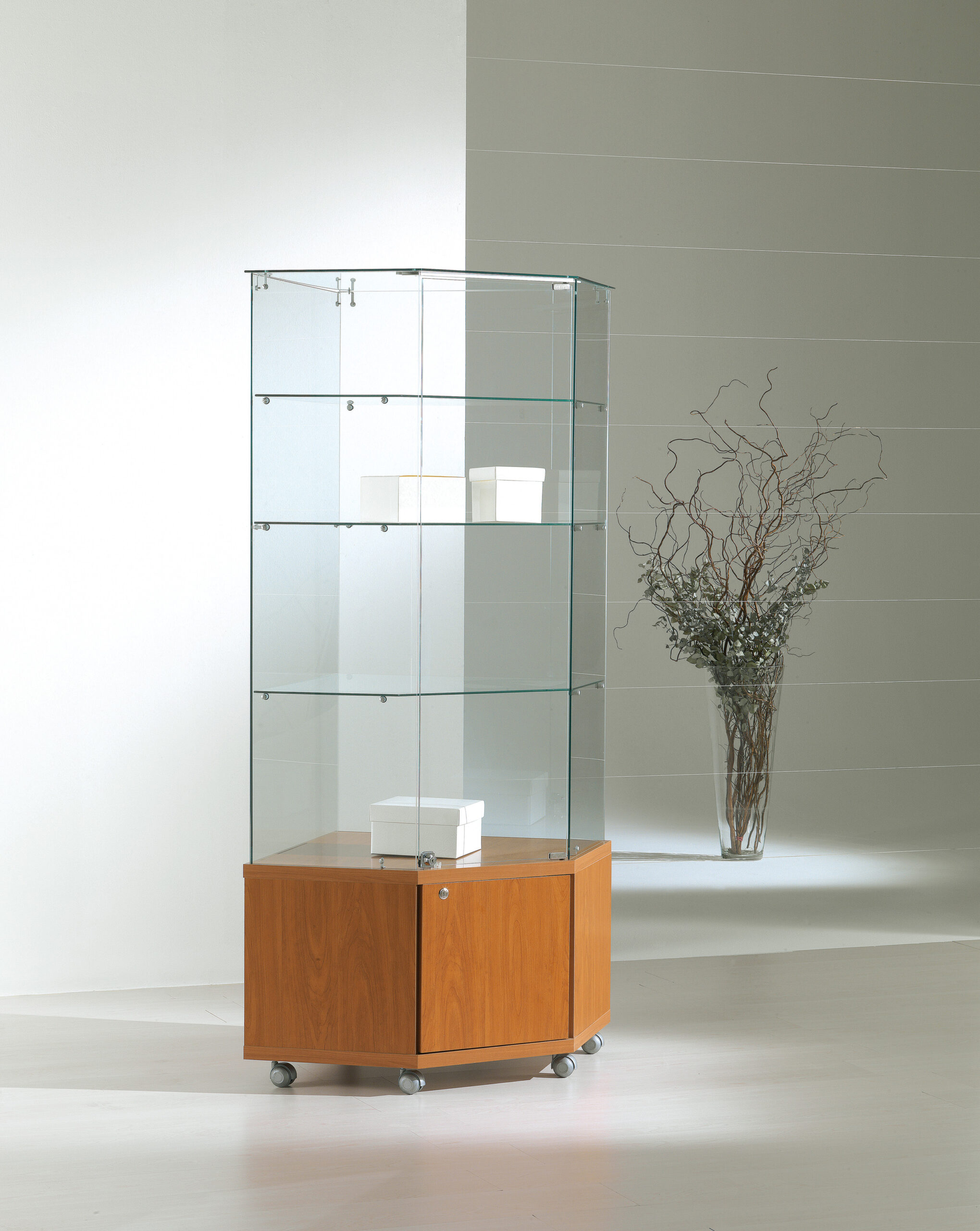 Freestanding Display Cabinet 680mm (w) - Laminato Light - 7/18M ...